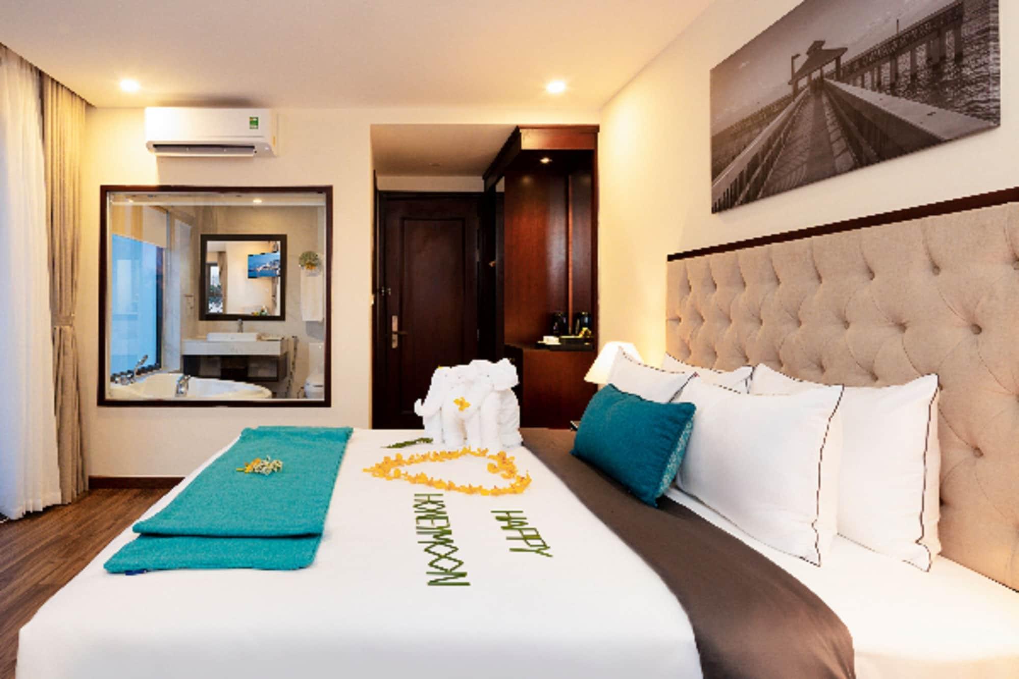 Florida Hotel Nha Trang Exterior photo