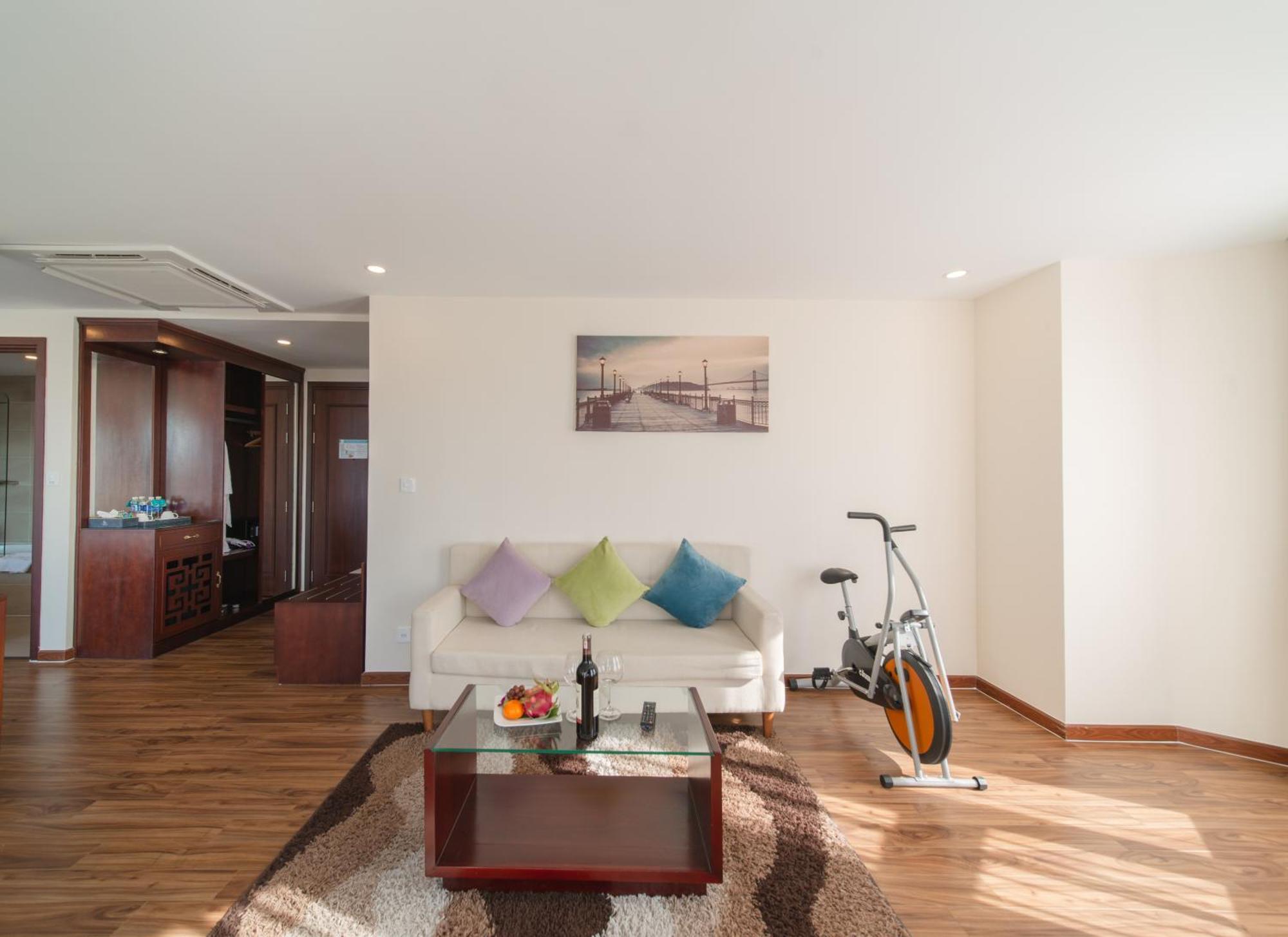 Florida Hotel Nha Trang Exterior photo